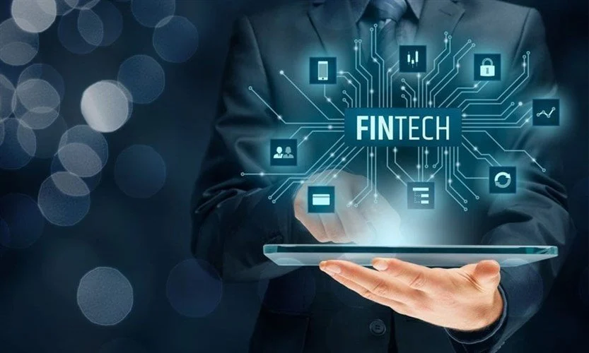 أهمية الشراكات الاقتصادية: كيف تدفع التعاون الاستراتيجي نمو الشركات وتعزز الاقتصاد